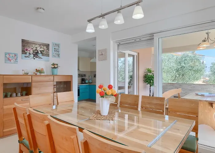 빌라 Beautiful Veronika I In Pula 빈쿠란